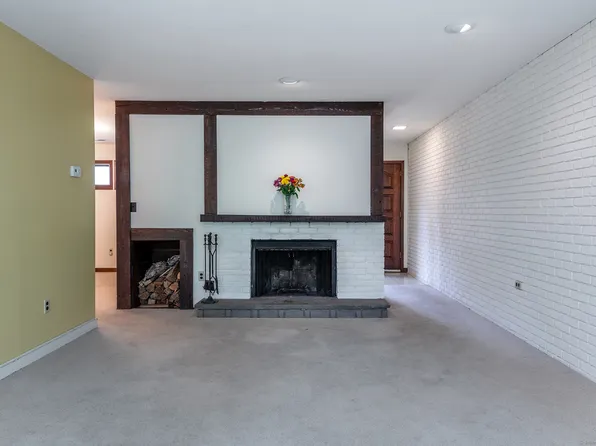 4 Upper Main Street #7, Sharon, CT 06069