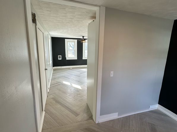 272 Lisbon St UNIT 3, Lisbon, ME 04250