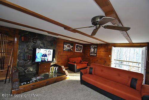2nd image of 200 Sellersville Dr