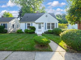 1212 Maxwell Ave, Royal Oak, MI 48067