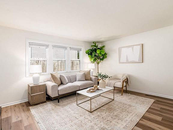 3rd image of 1170 Bryden Rd