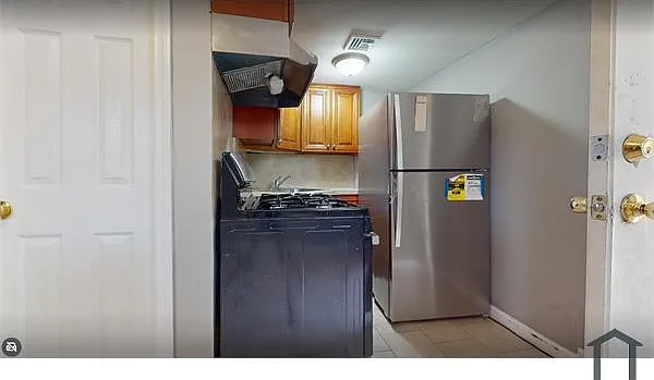 348 Targee St #1B — Photo 3