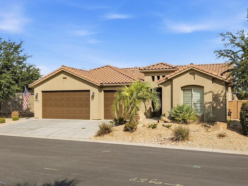1st image of 1430 W Songbird Dr