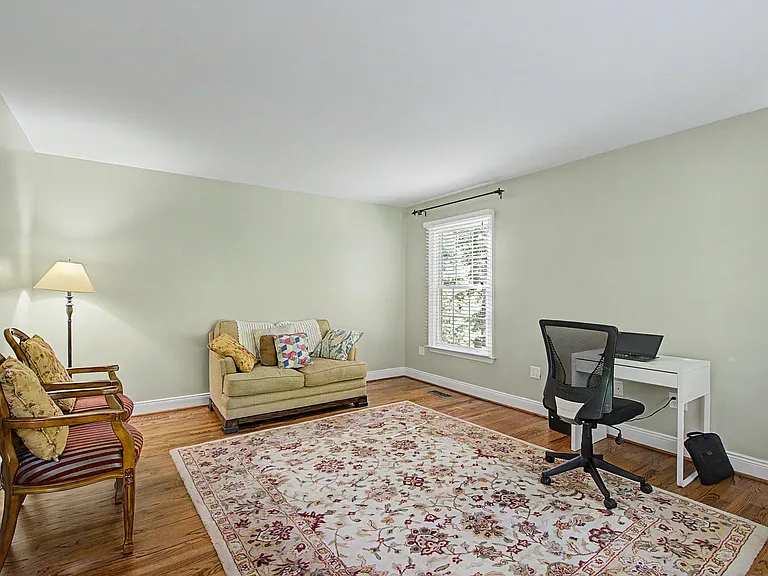 35 Windsong Dr — Photo 16