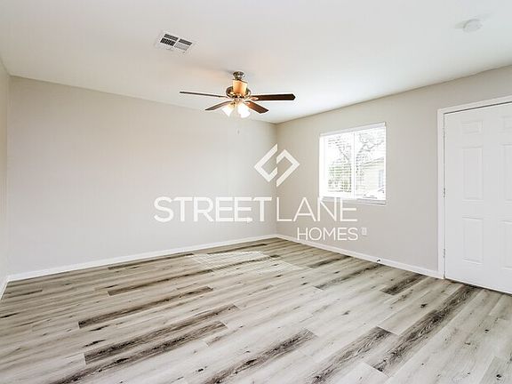 4th image of 34 W Tamarisk St #C