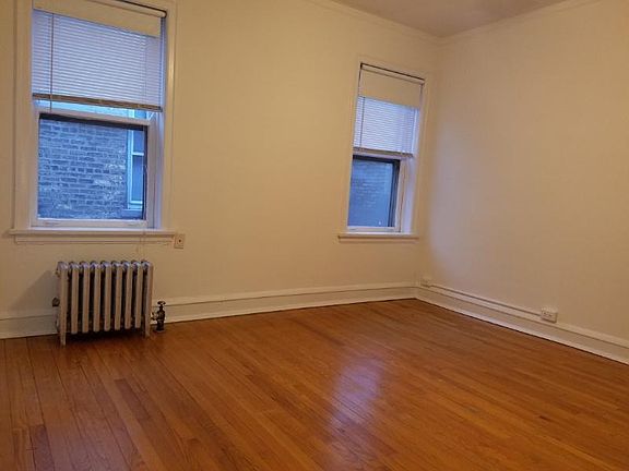 5th image of 1643 W Touhy Ave APT G