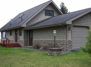 W12999 W Beach Rd, Naubinway, MI 49762