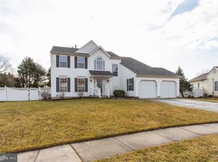 26 Lorne Rd, Turnersville, NJ 08012