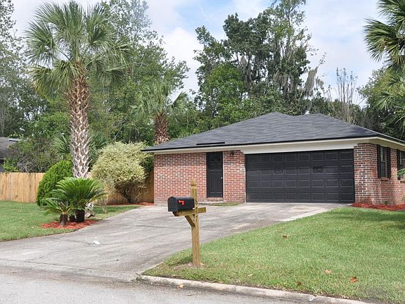 Side Entry Garage