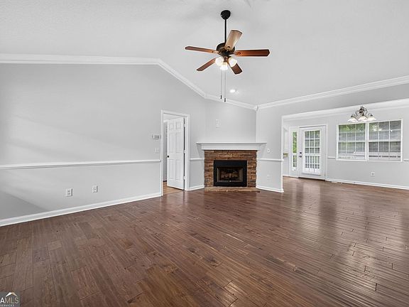 2nd image of 22 Northridge Dr NW
