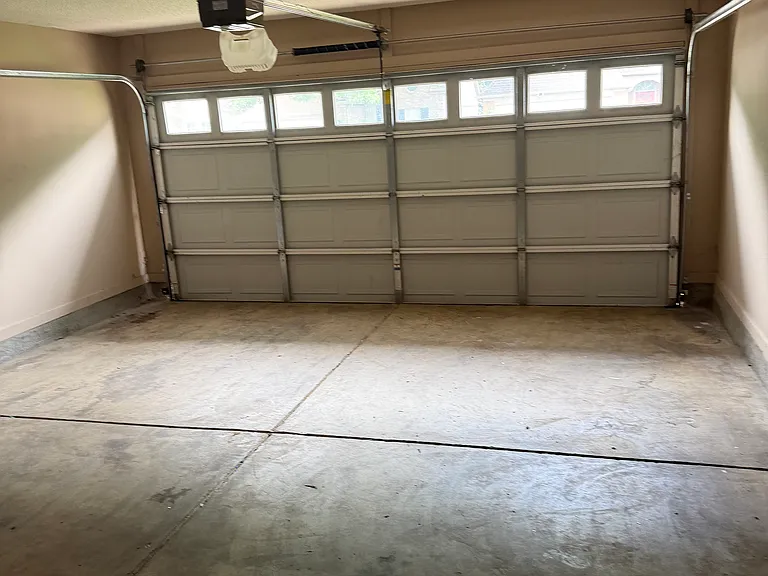 1384 Marhill Cv — Photo 14