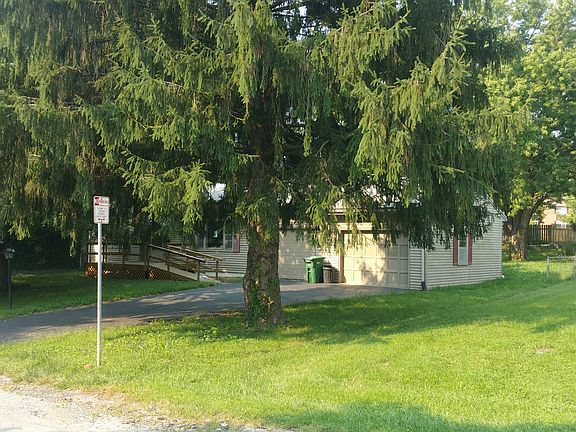 4th image of 6104 Hardy Ave