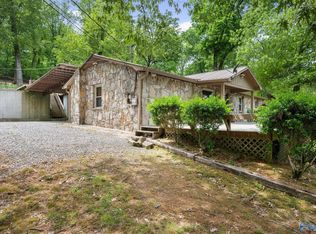 1014 Buck Island Rd, Guntersville, AL 35976