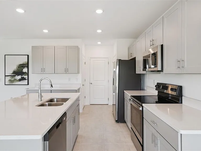 4904 Bluebell Ct — Photo 12