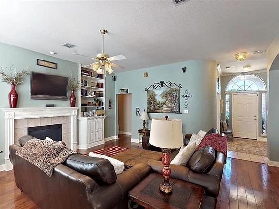 5th image of 4715 Sunflower Dr