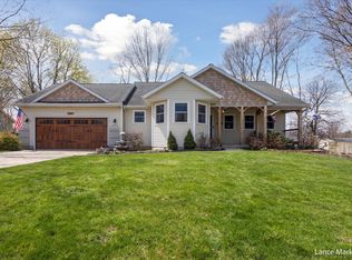 1369 Trevor Ct NE, Grand Rapids, MI 49525