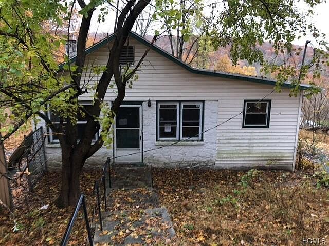 1st image of 3004 High St