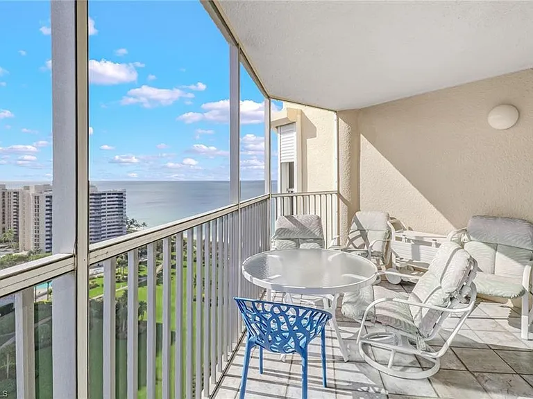 4041 Gulf Shore Blvd N #4 — Photo 35