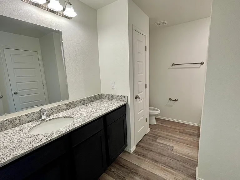 711 S Benchmark Ln — Photo 8