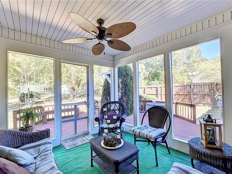 3940 Piper Glen Dr — Photo 36