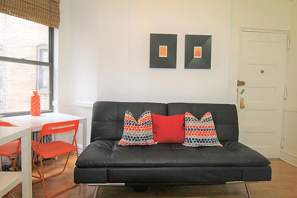 Rented by Compass | media 16