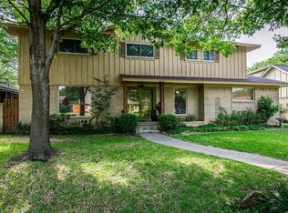 9424 Springwater Dr, Dallas, TX 75228