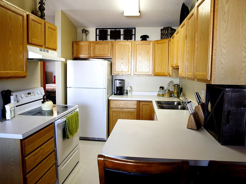 2nd image of 3409 30th Ave S