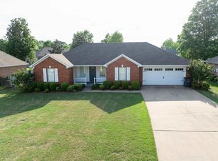 305 Crain Dr, Searcy, AR 72143