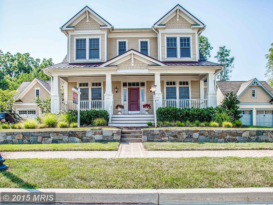 1st image of 131 Bullard Cir