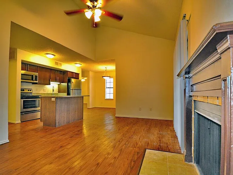 Everwood Apartments — Photo 11