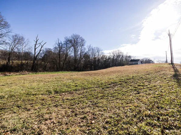 88 Shadow Oak Dr, Somerset, KY 42503