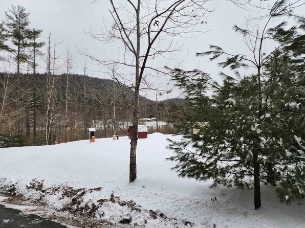 163 Rabbit Hollow Road, Winchester, NH 03470