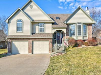 600 W Olive St, Raymore, MO, 64083