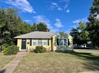 802 N Pinecrest St, Wichita, KS 67208