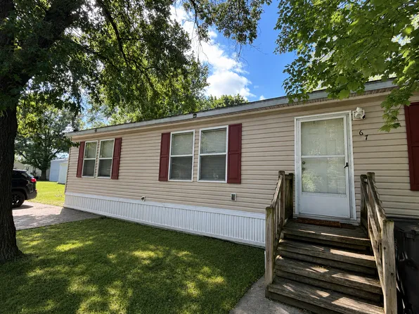 67 Dunlap Cir, Oxford, MI 48371