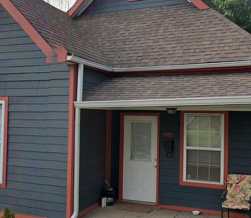 1st image of 1522 Saulcy St