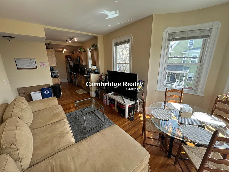 48-50 Lowell St #2T — Photo 10