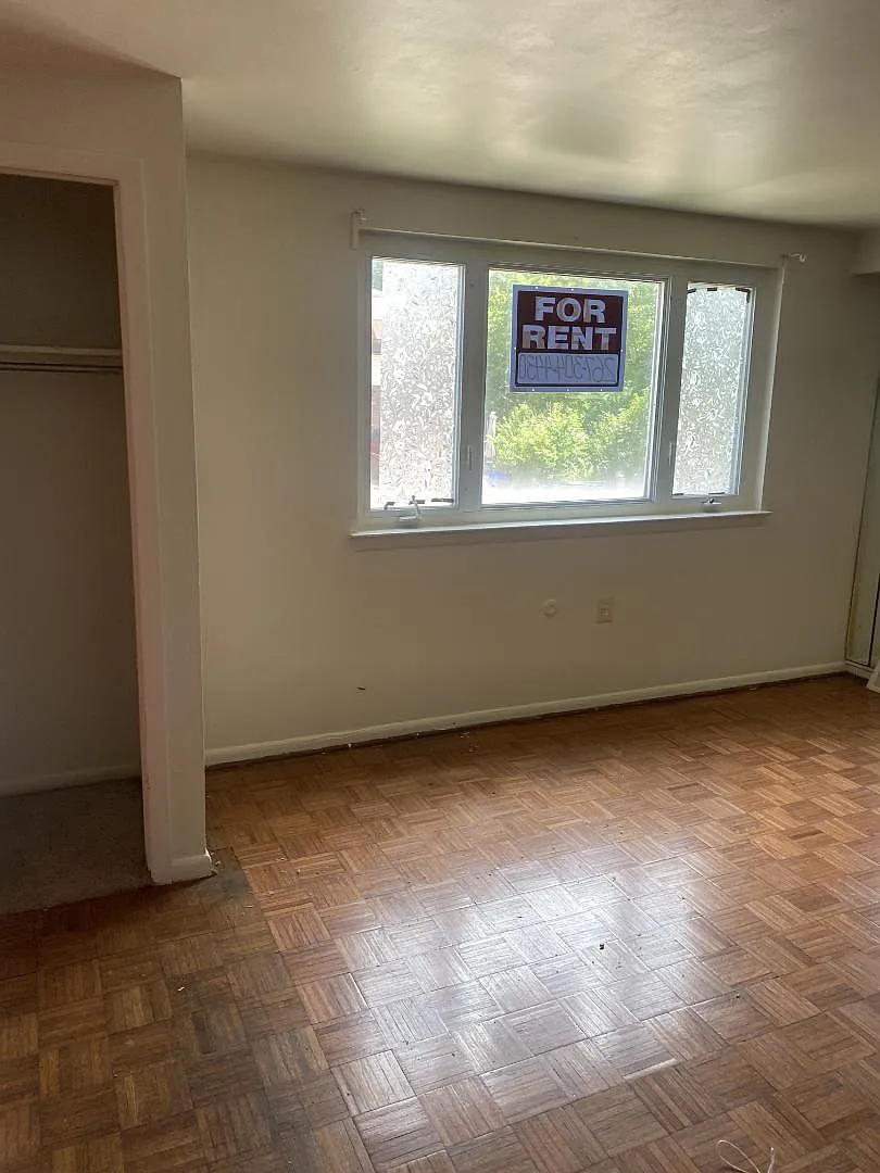 1238 S Melville St - 3 bedrooms house — Photo 3