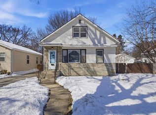 1407 10th St S, Fargo, ND 58103