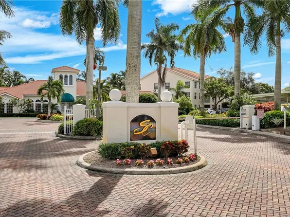 4630 Saint Croix LN #812, NAPLES, FL 34109