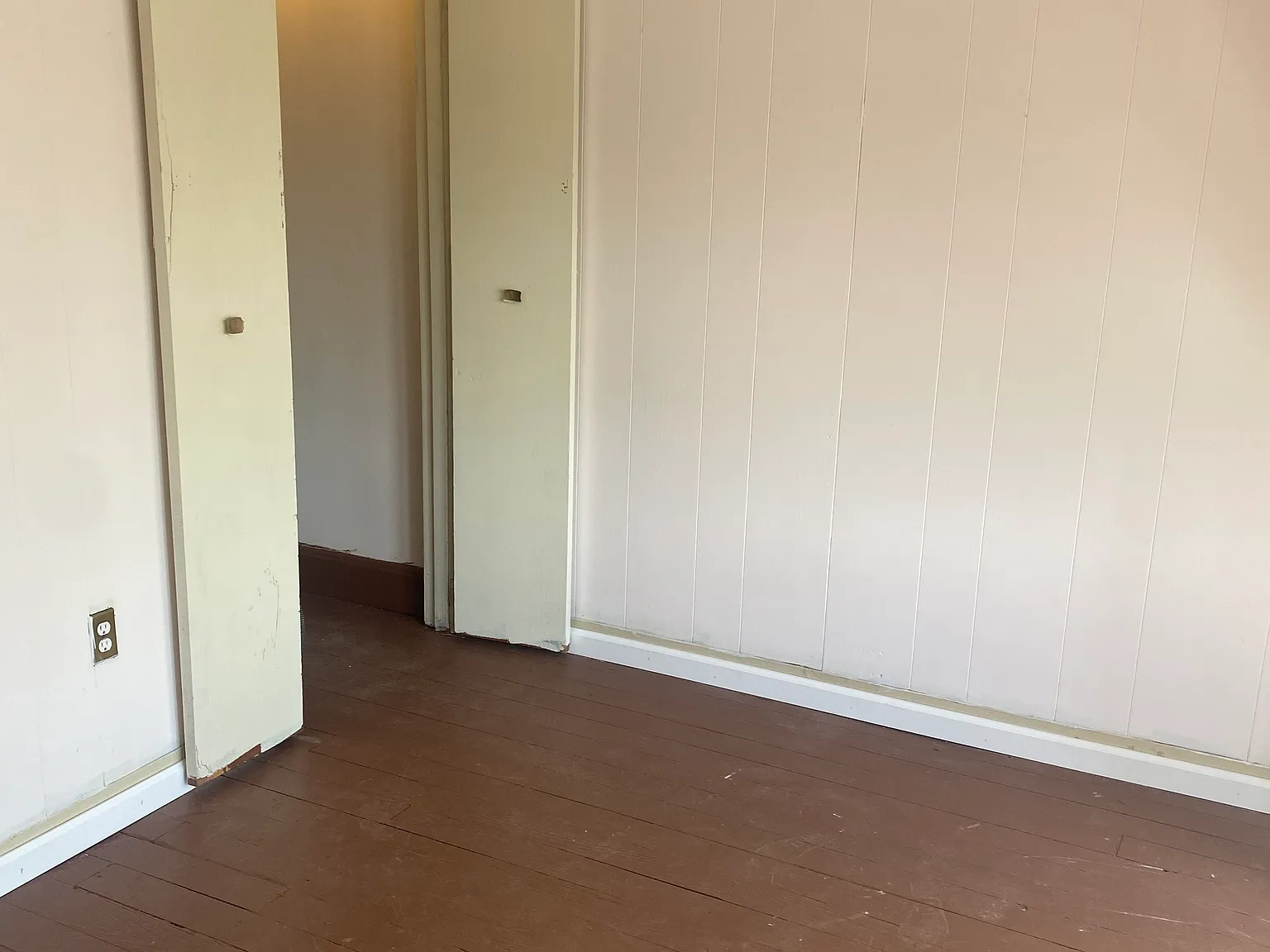 1035 Washington St — Photo 3