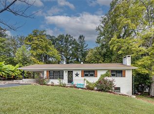 911 Old Liberty Rd, Asheboro, NC 27203