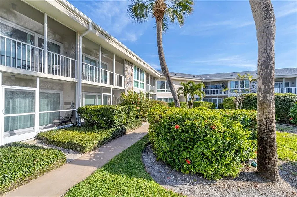 1 bed, 1.0 bath, 770 sqft, $2,800 — Photo 2