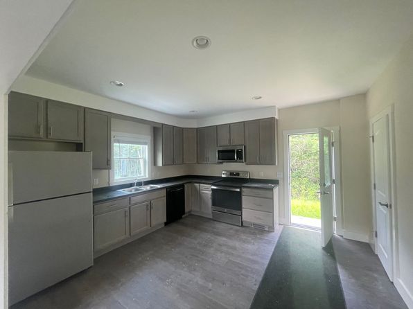 2253 E Woodstock Rd #1