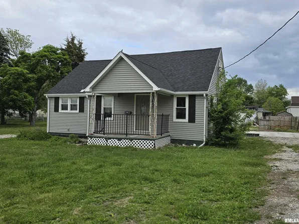 709 N Congress St, Rushville, IL 62681