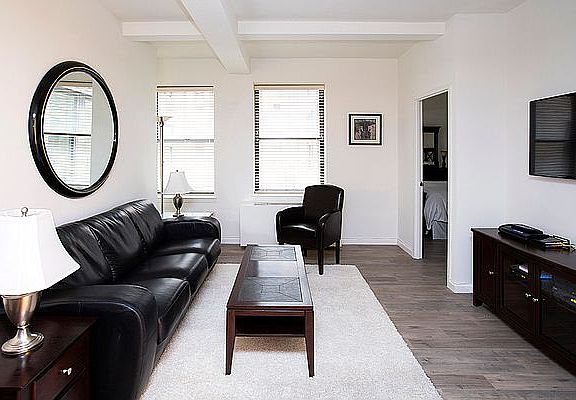 2nd image of 150 W 51st St APT 1124