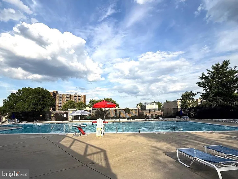 5300 Holmes Run Pkwy #819 — Photo 24