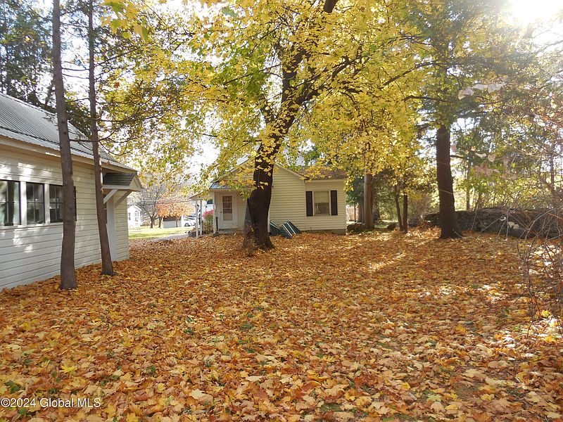 5th image of 107 Park Street