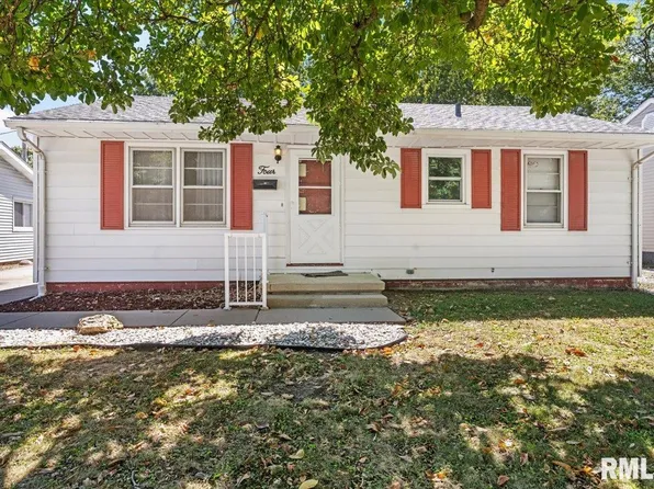 4 Midland Ct, Springfield, IL 62702