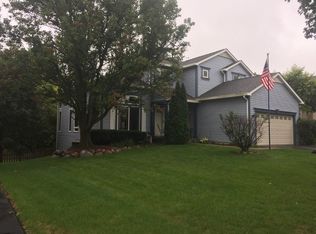 412 Prides Run, Lake In The Hills, IL 60156